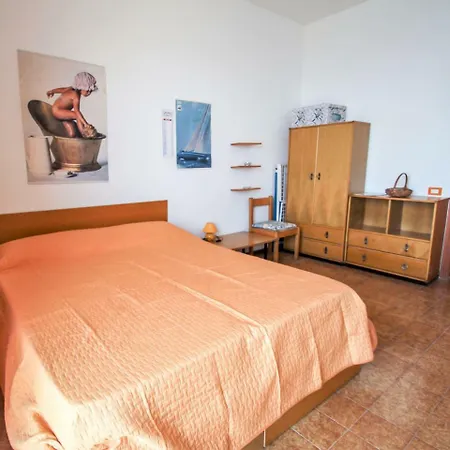 Locazione Turistica Eucaliptus 81 *
